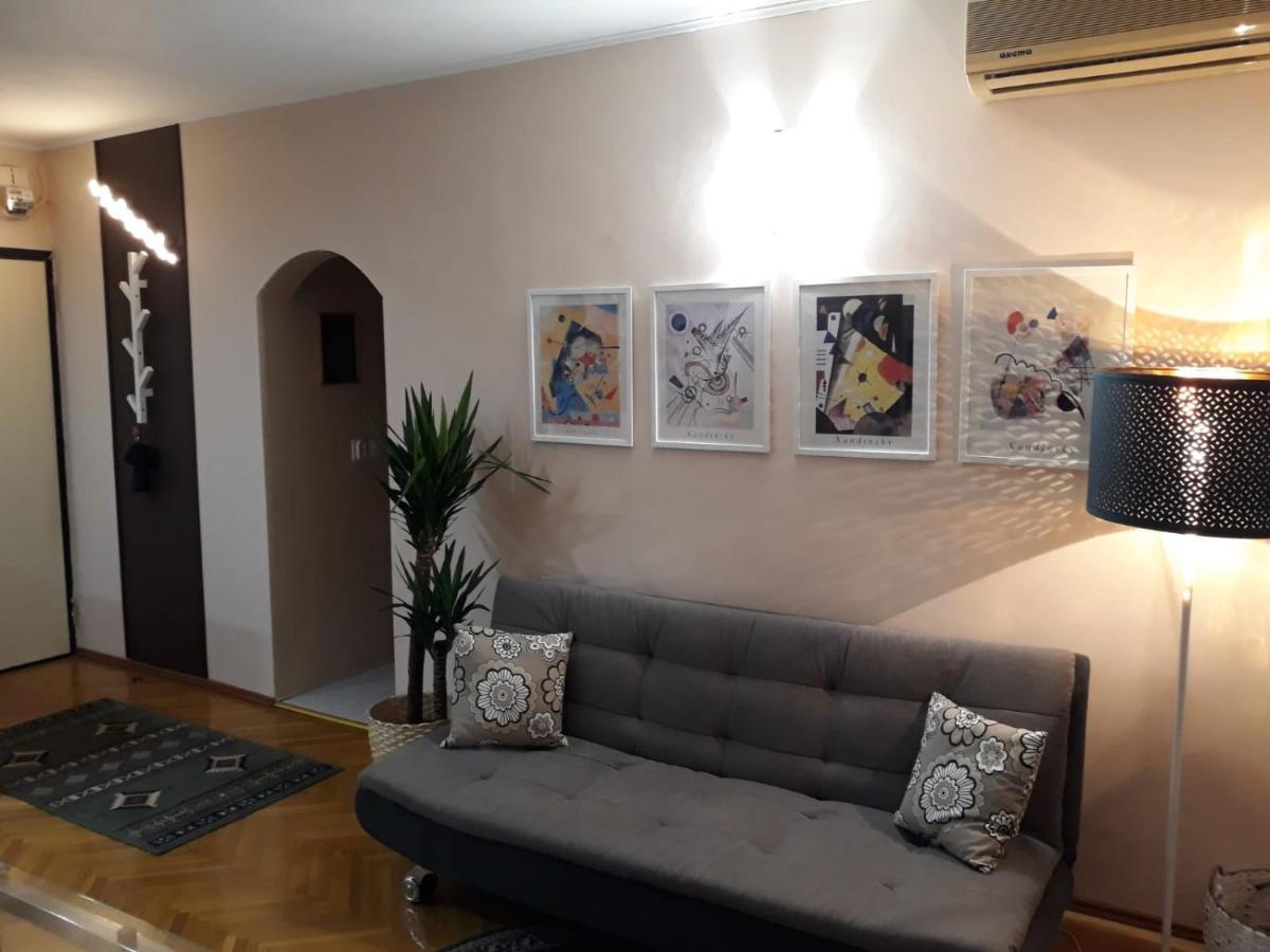 Eva Twin Apartments Bucharest Exterior photo
