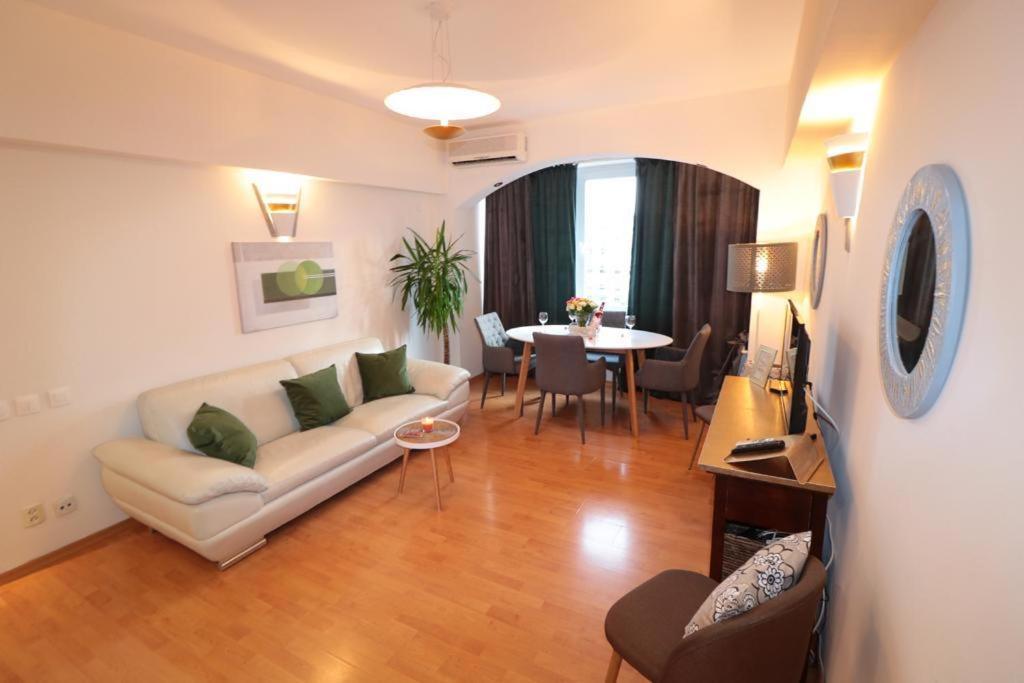 Eva Twin Apartments Bucharest Exterior photo