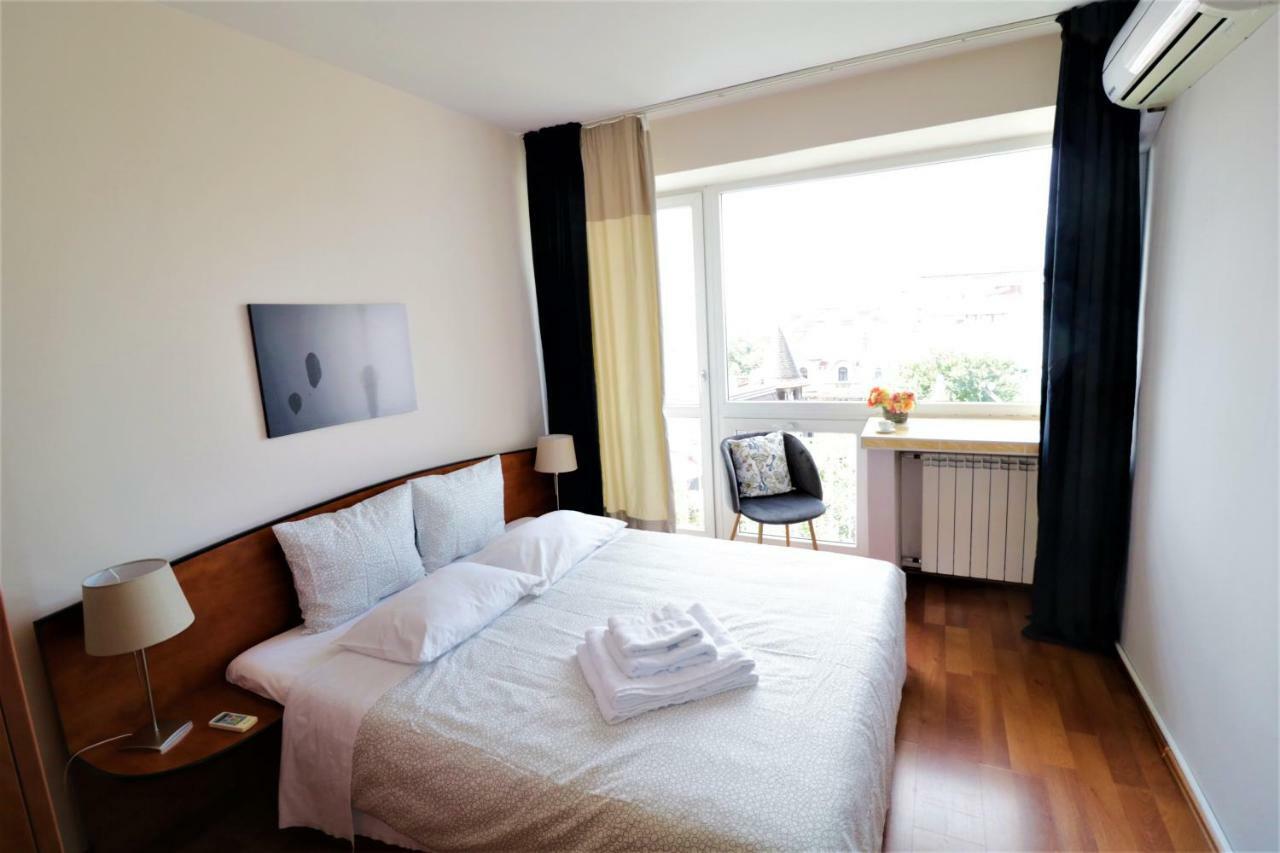 Eva Twin Apartments Bucharest Exterior photo